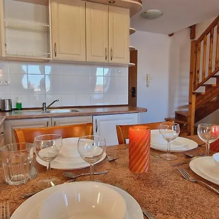 Przy Promenadzie Mieszkania W Scislym Centrum