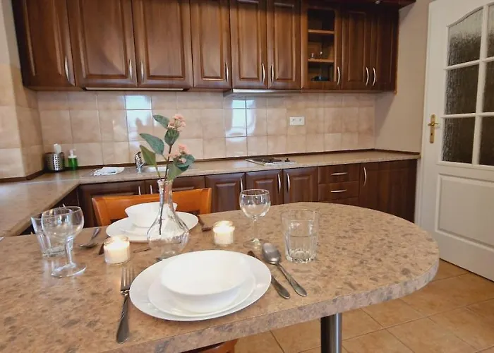 Przy Promenadzie Mieszkania W Scislym Centrum *